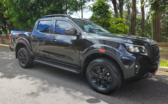 NISSAN FRONTIER 2.3 16V TURBO DIESEL PRO4X CD 4X4 AUTOMÁTICO NISSAN FRONTIER 2.3 16V TURBO DIESEL PRO4X CD 4X4 AUTOMÁTICO